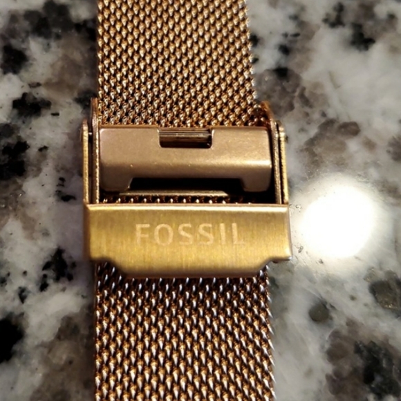 NWT Fossil watch! Rose gold - Picture 6 of 7